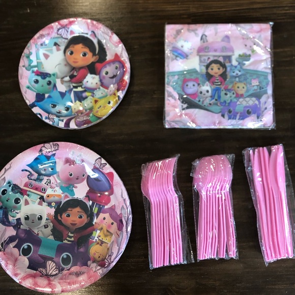 Gabbys Dollhouse Party Supplies (176 pcs) - Picture 8 of 8